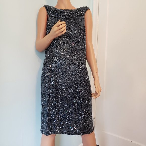 NWOT RIAZEE BOUTIQUE Stunning heavily beaded, fully lined Formal Dress. - Picture 9 of 17